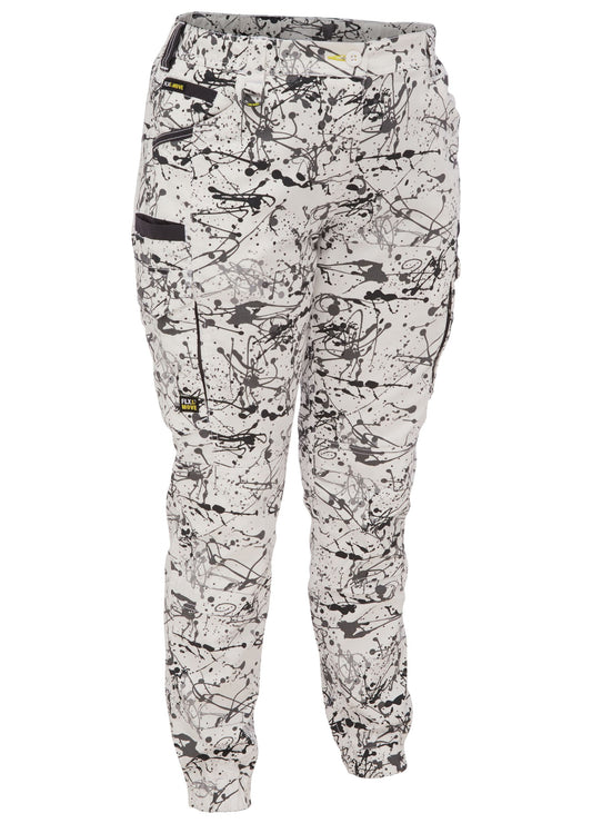 WOMEN'S FLX & MOVE™ STRETCH CAMO CARGO PANTS - LIMITED EDITION  BPCL6337