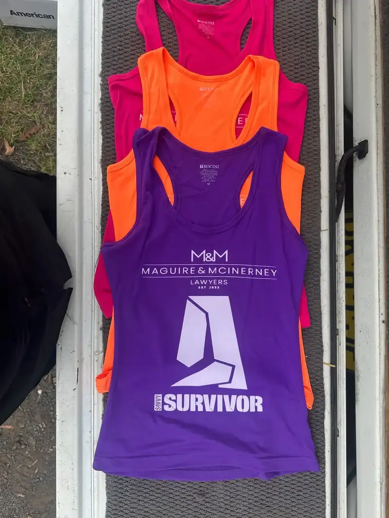 Printed singlets in bright colours